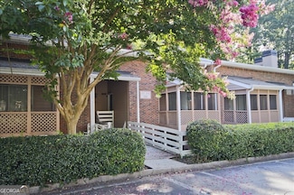 315 Quail Run, Roswell, GA 30076