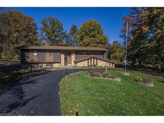 3601 Hawthorne Dr, Richfield, OH 44286