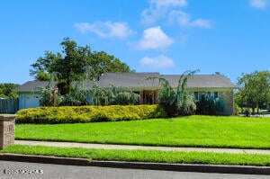 2 Apache Dr, Toms River, NJ 08753