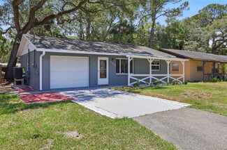 7214 Oakwood Dr, New Port Richey, FL 34652