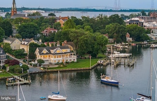 17 Revell St, Annapolis, MD 21401