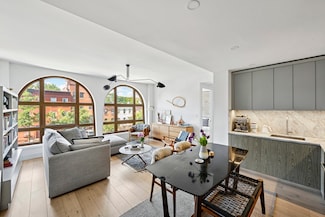 229 9th St Unit 301, Brooklyn, NY 11215