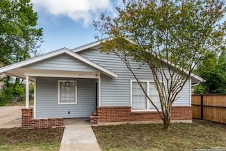 810 E Euclid Ave, San Antonio, TX 78212