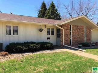 104 3rd St SE Unit 2, Orange City, IA 51041