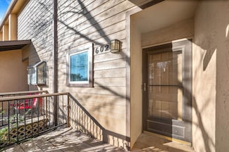 2405 S Capri Ln, Wichita, KS 67210