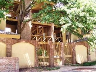 806 W 24th St Unit 223, Austin, TX 78705