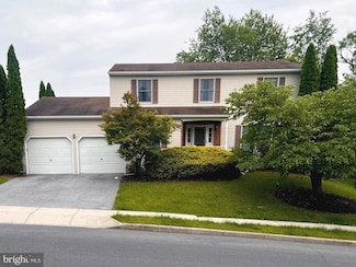 28 Willow Way Dr, Enola, PA 17025