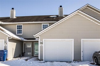 1226 NW Phelps Dr, Grain Valley, MO 64029