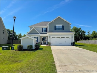 438 Gadson Dr, Hope Mills, NC 28348