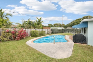 4499 NW 18th Ave, Oakland Park, FL 33309