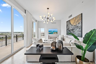 550 Okeechobee Blvd Unit UPH11, West Palm Beach, FL 33401