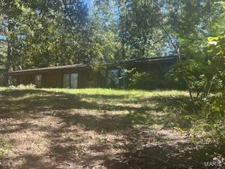 136 Rhinestone Ln, Poplar Bluff, MO 63901