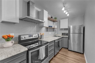 2822 N Auburn Ct Unit 213, Palm Springs, CA 92262