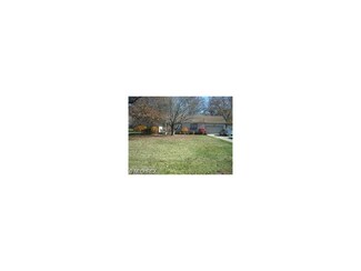 207 Struthers Liberty Rd, Youngstown, OH 44505