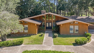 7415 Mahalo Hui Dr, Diamondhead, MS 39525