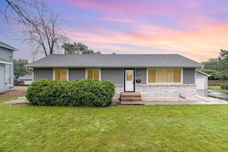 10209 Clinton Ave S, Bloomington, MN 55420