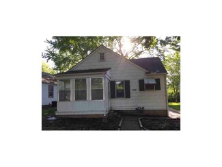 1702 Appleton Ave, Independence, MO 64052