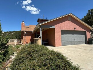 23 Forest Rd, Tijeras, NM 87059