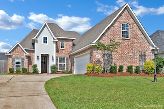 676 Lessie Dr, Stonewall, LA 71078