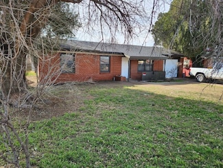 2914 E Colgate St, Lubbock, TX 79403