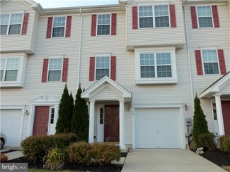 19 Highgrove Ct, West Deptford, NJ 08086