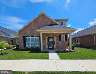 1739 Meridian Dr, Hagerstown, MD 21742