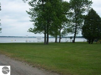 XXX S Gladwin Rd, Prudenville, MI 48651