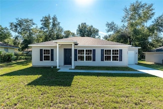 127 Malauka Radial, Ocklawaha, FL 32179