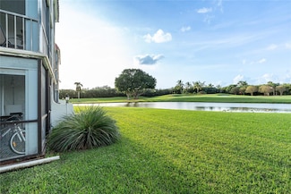 9611 N Hollybrook Lake Dr Unit 107, Pembroke Pines, FL 33025