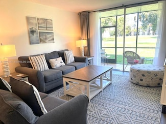 8941 S Hollybrook Blvd Unit 103, Pembroke Pines, FL 33025