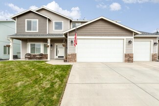 707 Citra Ave, Moxee, WA 98936