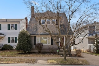 51 Pleasant Dr, Wheeling, WV 26003