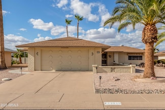 12510 W Flagstone Dr, Sun City West, AZ 85375