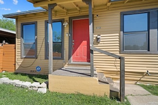 115 Dumoulin Ave, San Antonio, TX 78210