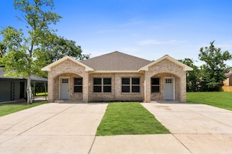 4534 Maggie St, Houston, TX 77051