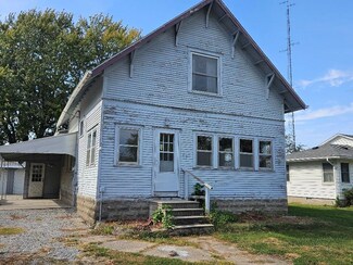 321 N 4th St, Seymour, IA 52590