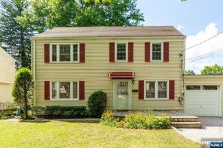 397 Hickory Ave, Paramus, NJ 07652