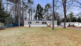 15 Blue Rock Rd Unit 33, Monmouth, ME 04259