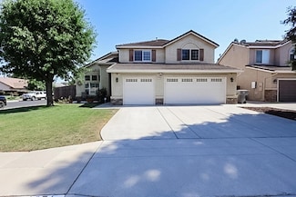 1976 Decatur Ave, Clovis, CA 93611