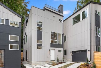 1211 NE 104th St, Seattle, WA 98125