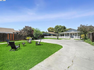 80 Pickford Ave, San Jose, CA 95127