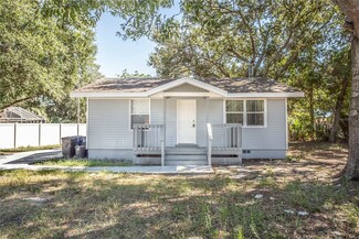 2508 30th Avenue Dr E, Bradenton, FL 34208