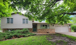 409 Belmont St, Lakefield, MN 56150