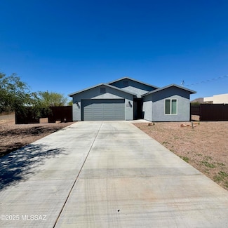 1728 Circulo Alameda Ct, Rio Rico, AZ 85648