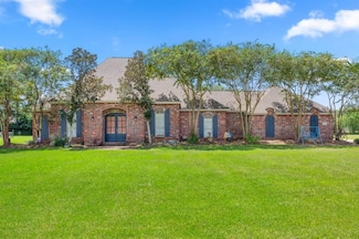 1073 Lauren Logan Ln, Sulphur, LA 70665