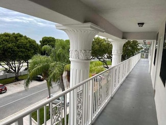 3710 Whitehall Dr Unit 3040, West Palm Beach, FL 33401