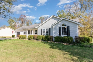 25 Douglas Ln, Georgetown, OH 45121