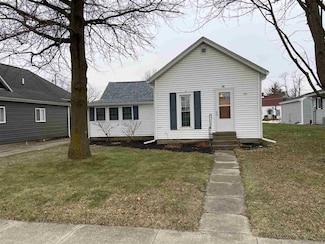 605 S Prairie St, Brookston, IN 47923