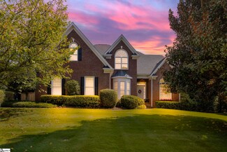 216 Huddersfield Dr, Simpsonville, SC 29681