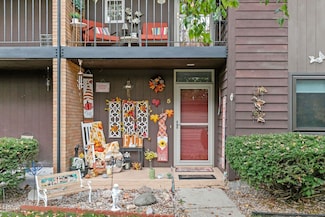 1809 Alcan Dr Unit 5, Menasha, WI 54952